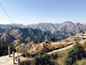  RidgeView Homestay near Lakkar Bazar  Шимла